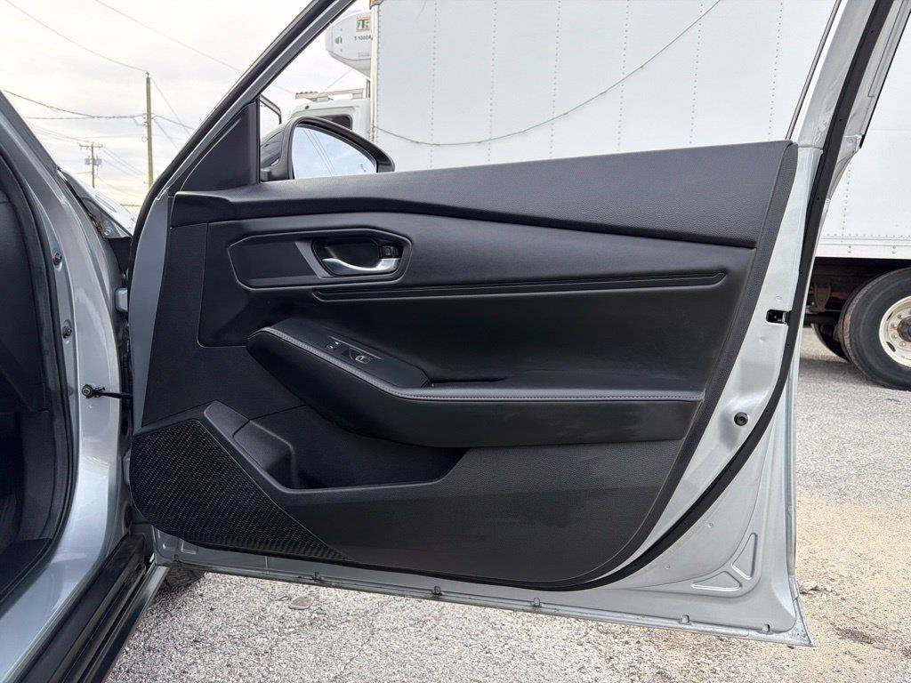 Used 2024 Honda Accord Sport image 17