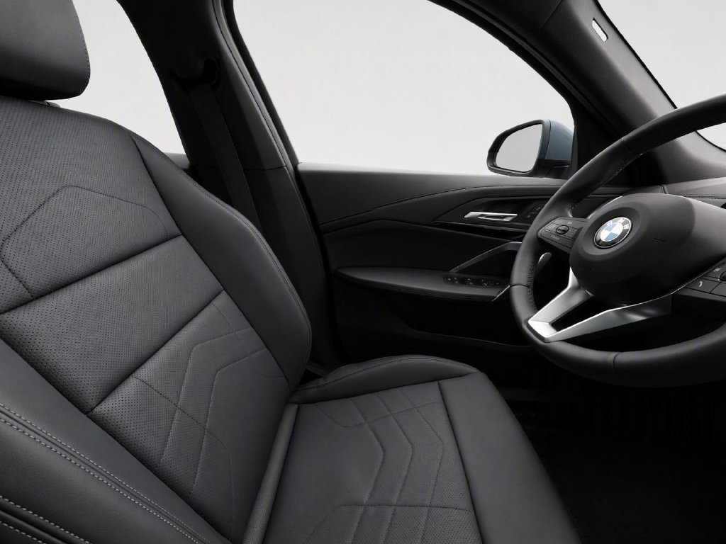Used 2026 BMW X2 xDrive28i AWD/4WD image 27