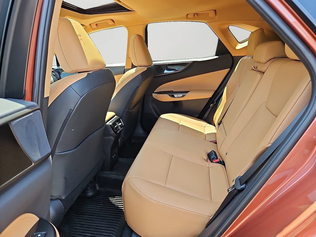 Certified 2025 Lexus NX 350 AWD w/ Accessory Package (2T) image 8