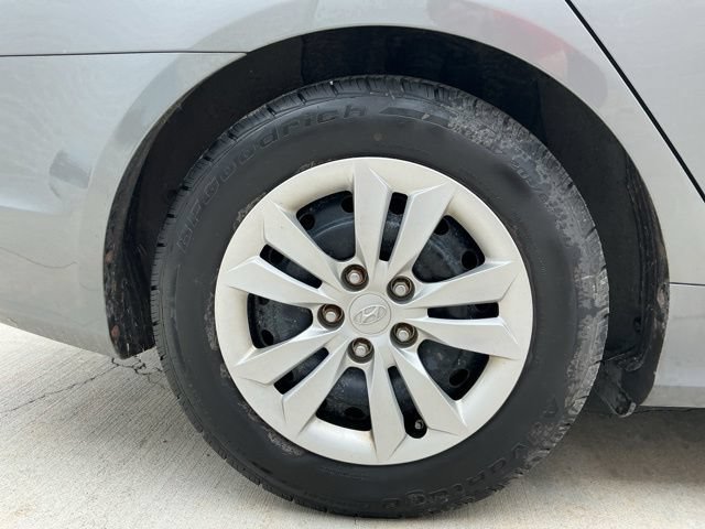 Used 2012 Hyundai Sonata GLS FWD image 22