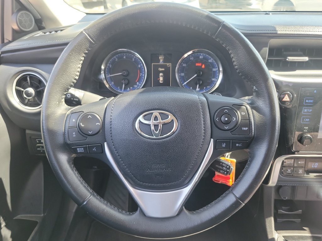 Used 2019 Toyota Corolla SE w/ Carpet Mat Package (TMS) FWD image 23