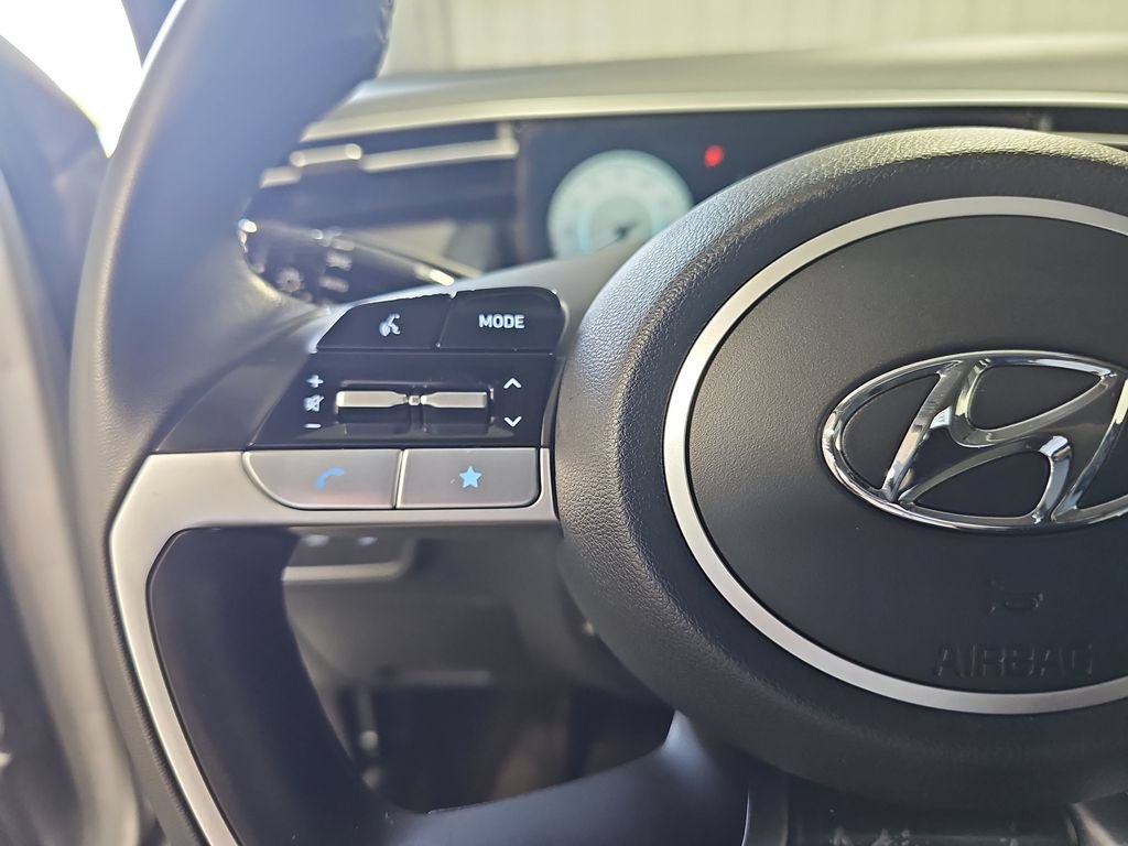 Used 2023 Hyundai Tucson SEL w/ Convenience Package AWD/4WD image 17