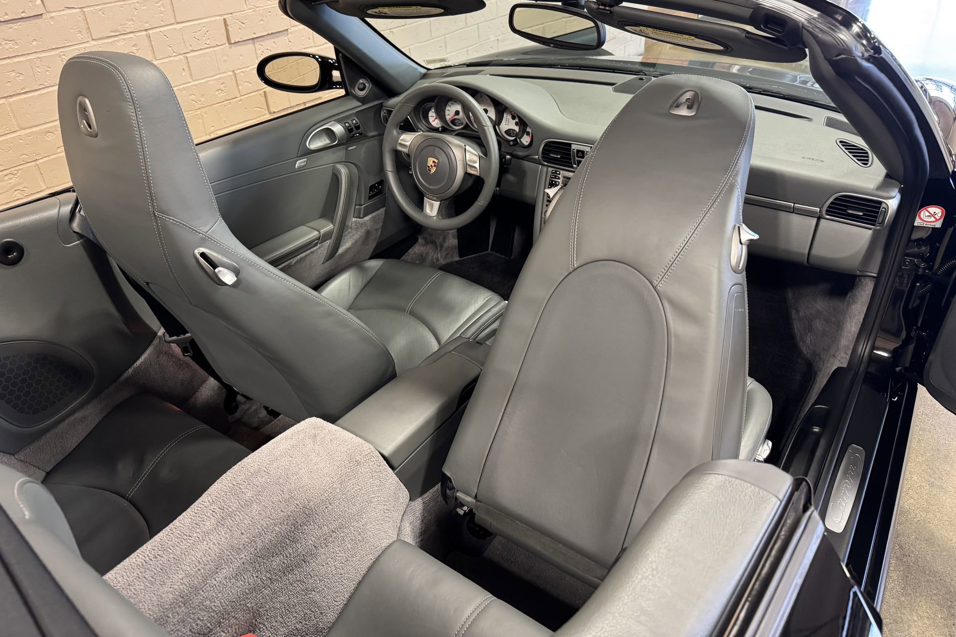 Used 2006 Porsche 911 Carrera S image 41