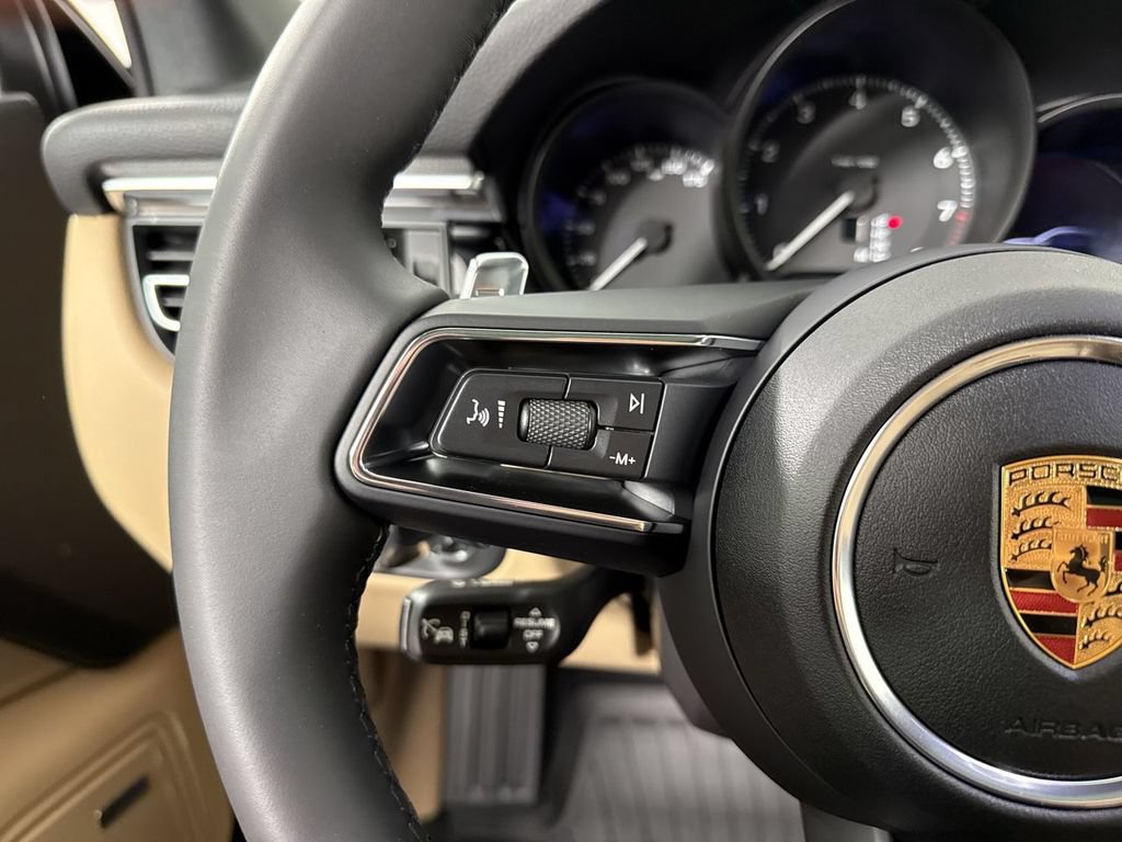 New 2026 Porsche Macan AWD/4WD image 38