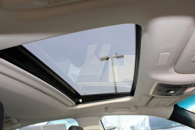 Certified 2023 Lexus ES 350 w/ Premium Package image 8