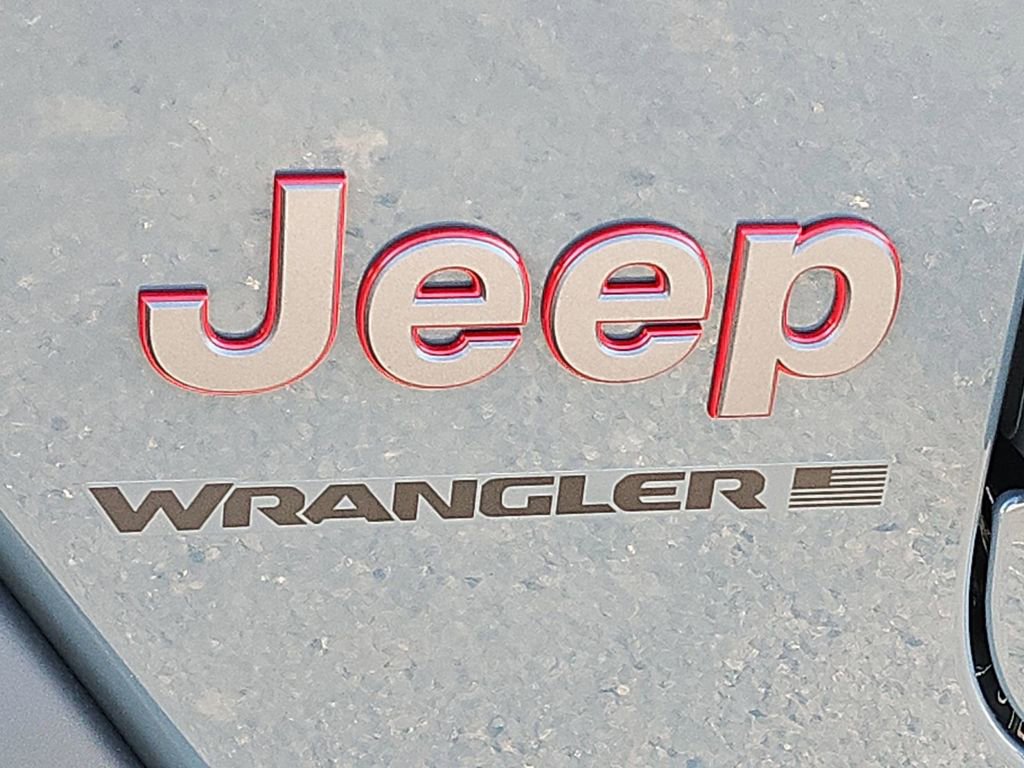 New 2025 Jeep Wrangler Unlimited Rubicon w/ Convenience Group image 21