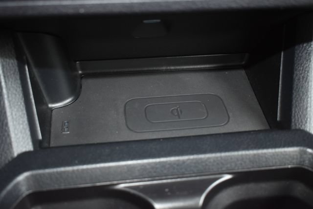 Used 2018 Toyota Tacoma TRD Off-Road w/ Technology Package AWD/4WD image 5