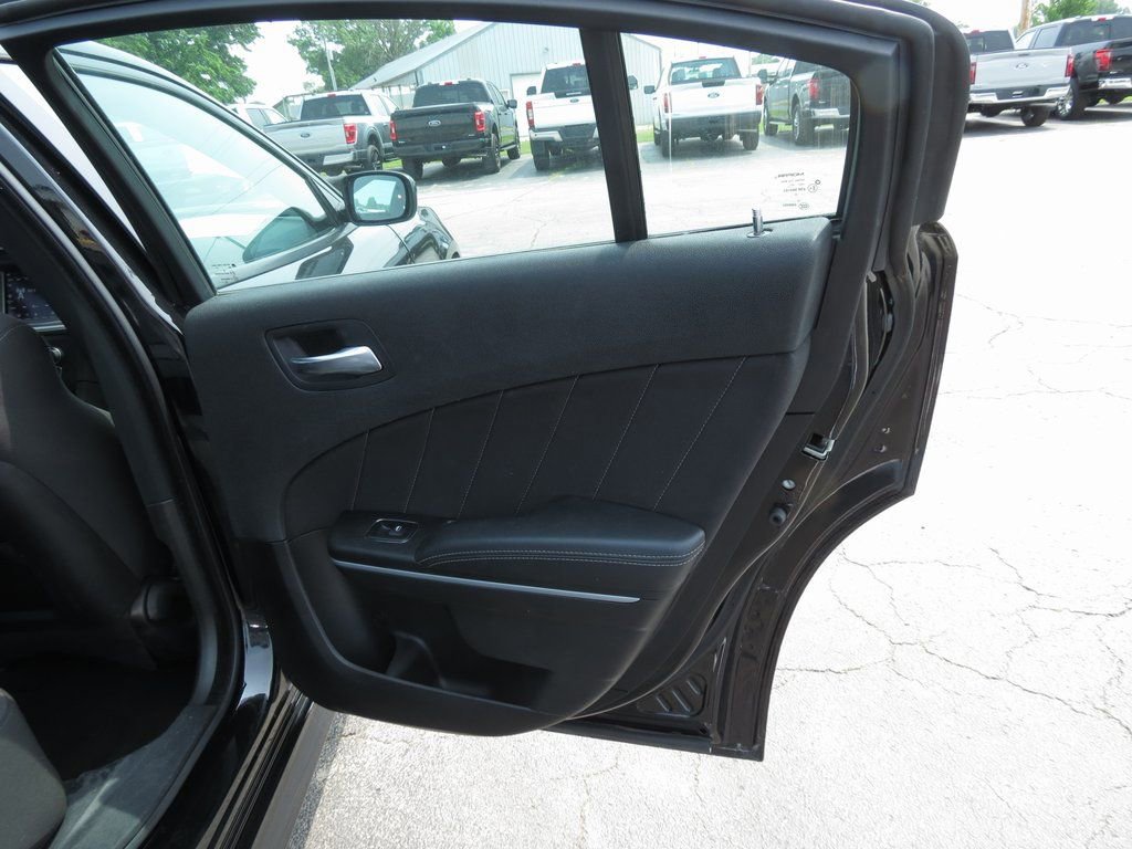 Used 2022 Dodge Charger GT w/ Driver Convenience Group image 31