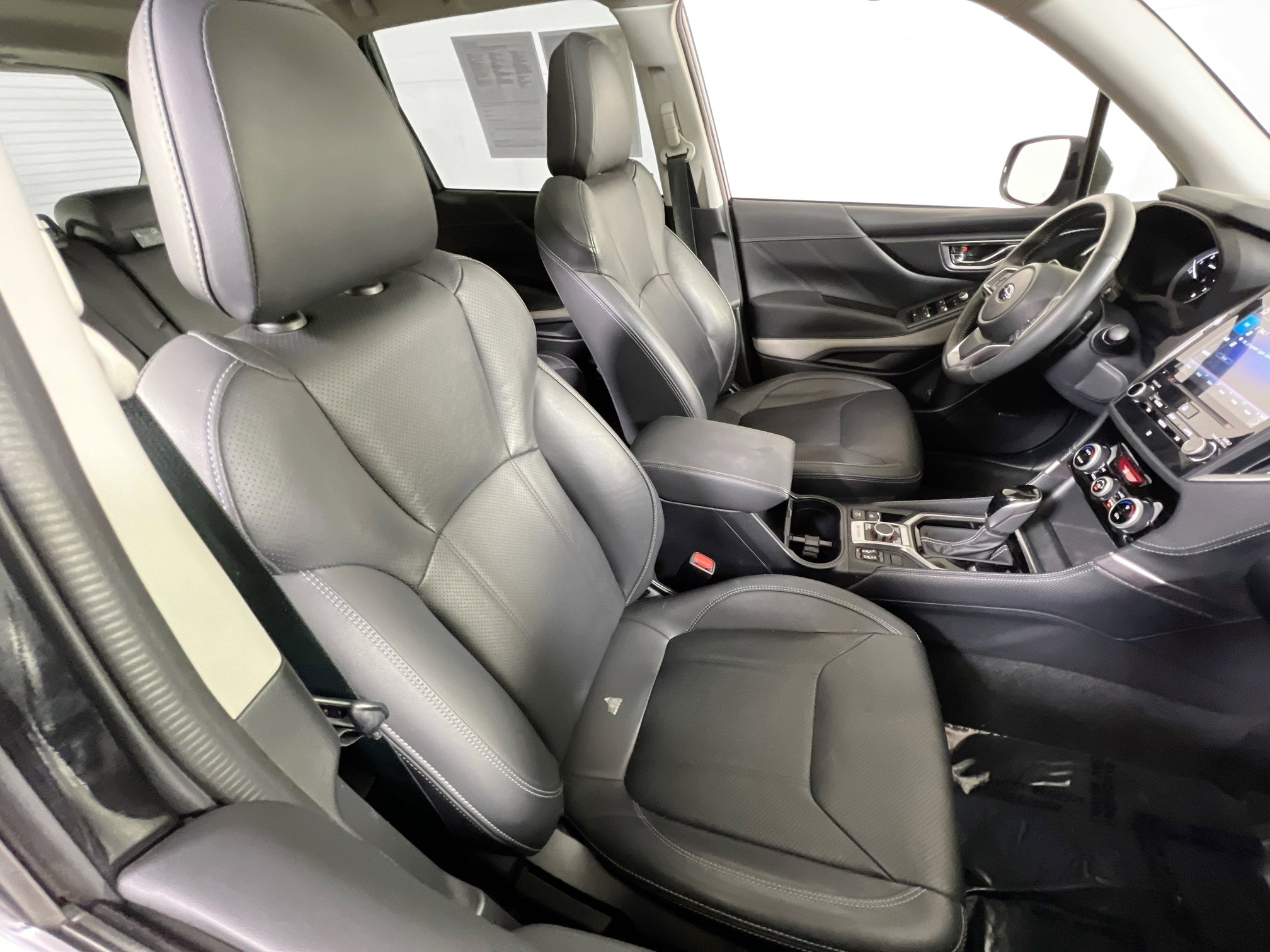 Used 2022 Subaru Forester Limited AWD/4WD image 27