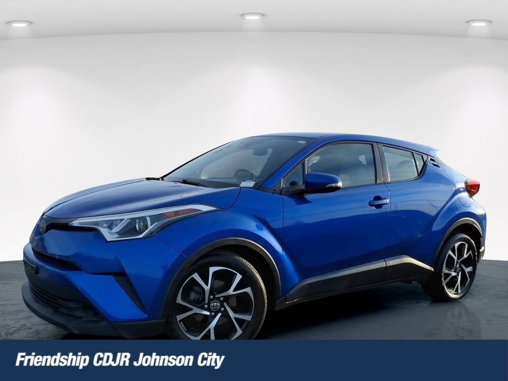 Used 2019 Toyota C-HR XLE image 1