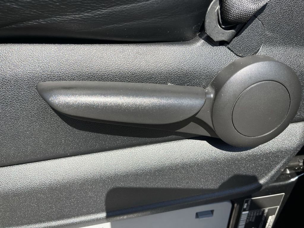 Used 2016 Mercedes-Benz Sprinter 3500 image 8