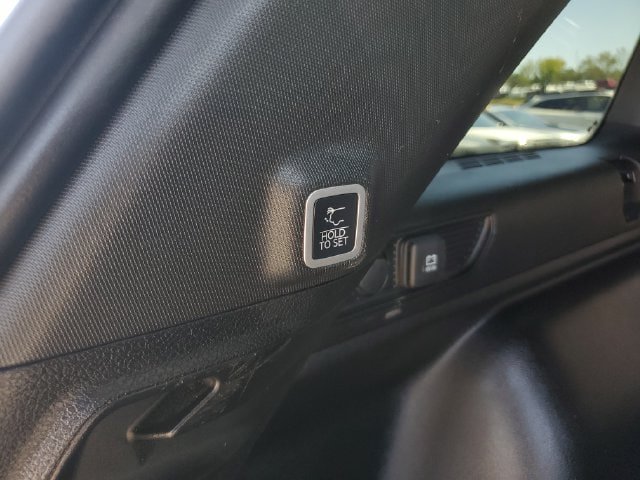 Certified 2024 Jeep Grand Cherokee Altitude RWD image 12