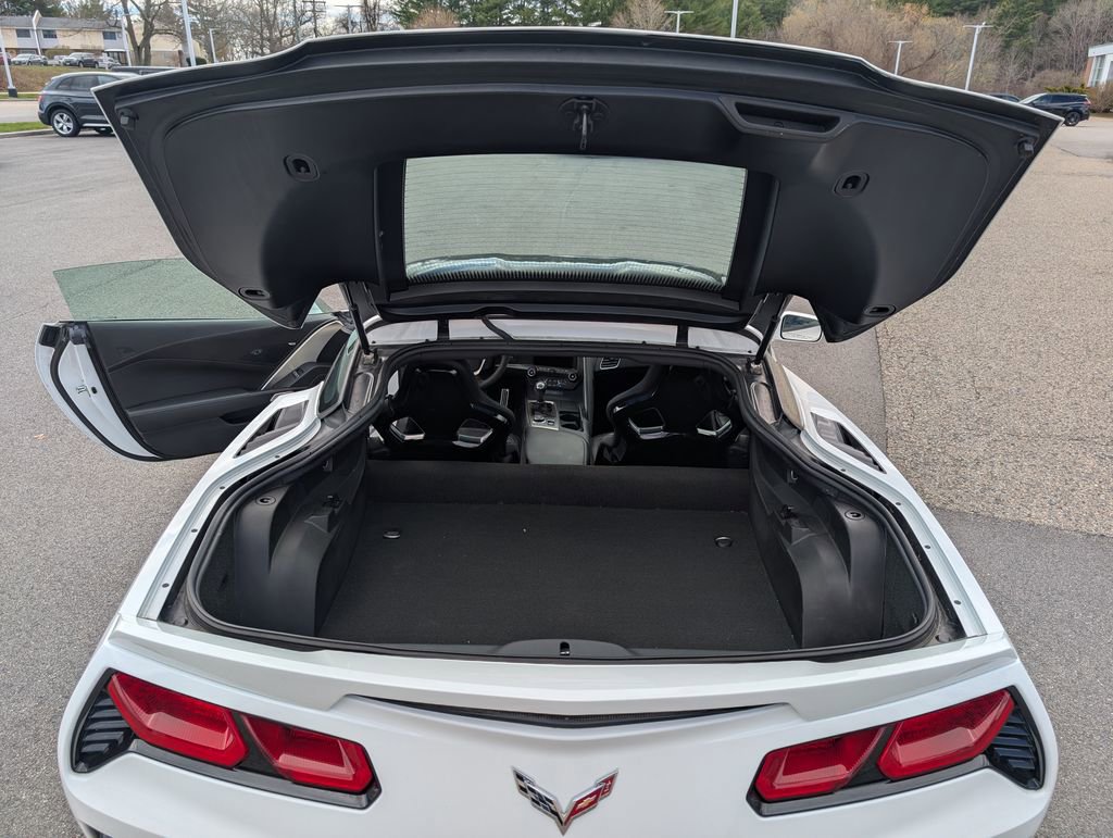 Used 2015 Chevrolet Corvette Stingray Coupe RWD image 12