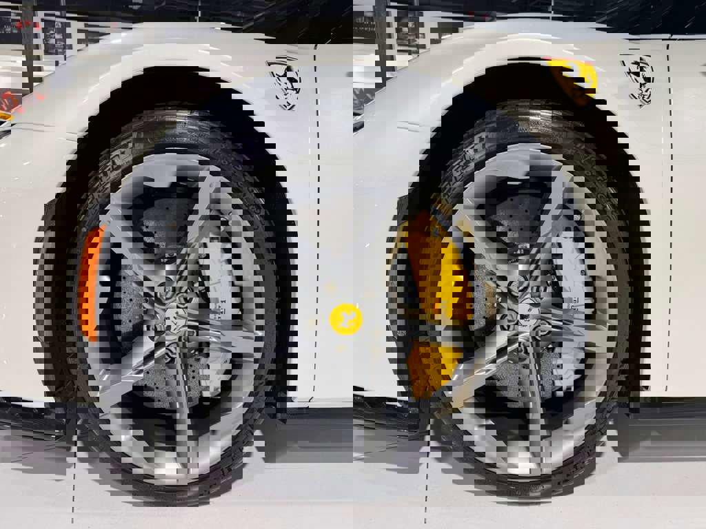 Used 2021 Ferrari SF90 Stradale image 39