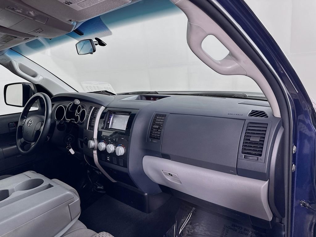 Used 2013 Toyota Tundra Grade w/ Tow Pkg image 31