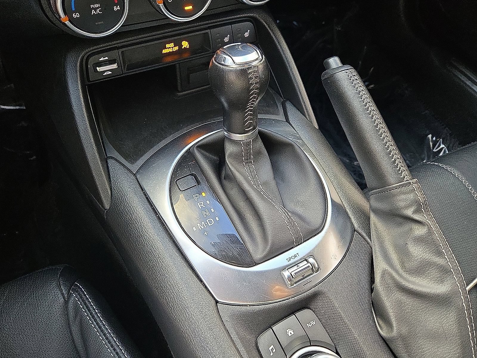 Used 2023 MAZDA MX-5 Miata Grand Touring RWD image 30
