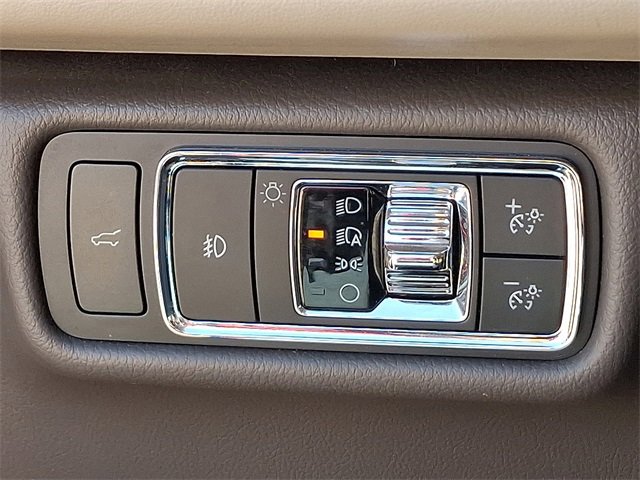 Used 2020 Lincoln Aviator Reserve w/ Equipment Group 202A image 26