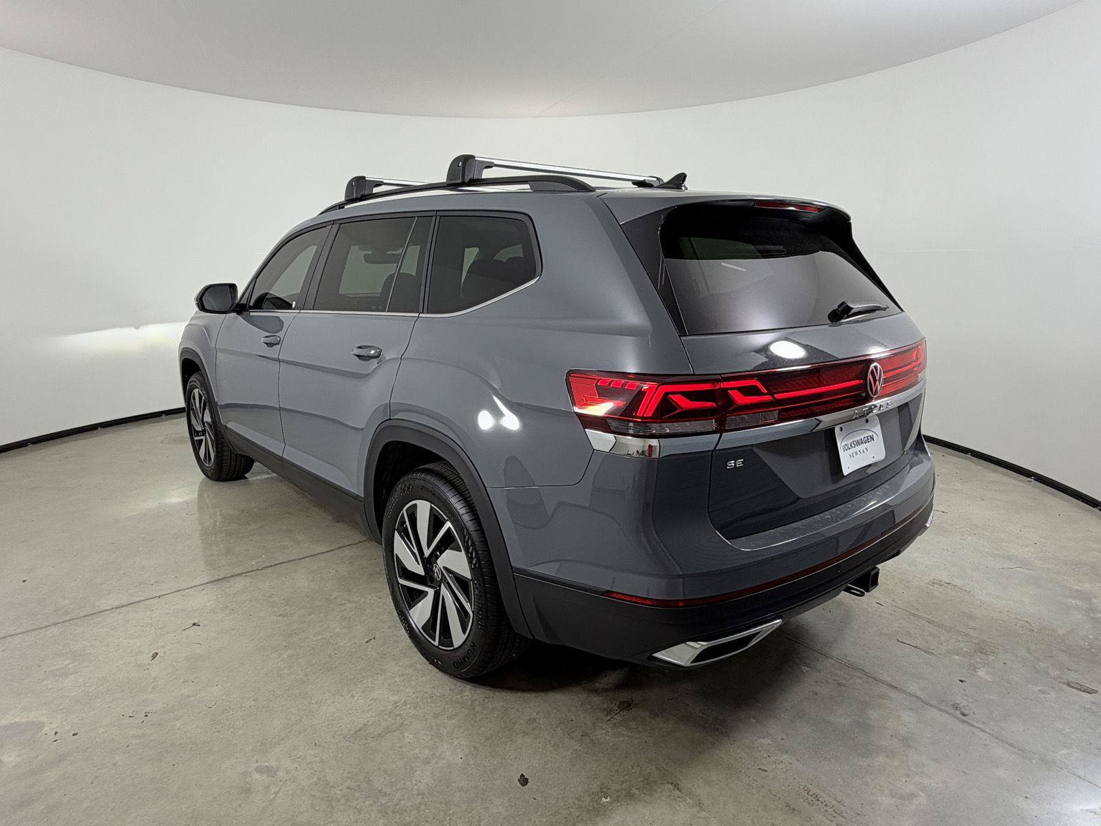 New 2026 Volkswagen Atlas SE FWD image 7
