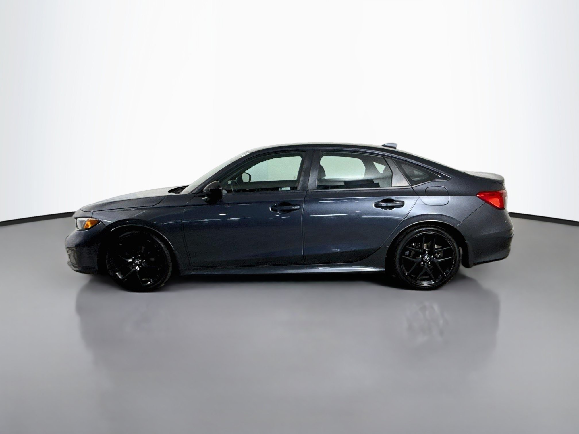 Used 2022 Honda Civic Sport image 6