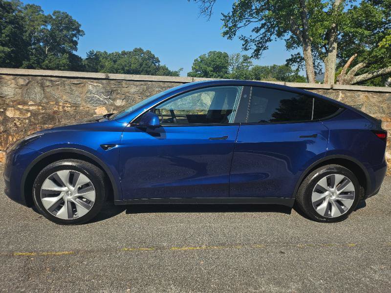 Used 2023 Tesla Model Y Long Range AWD/4WD image 8
