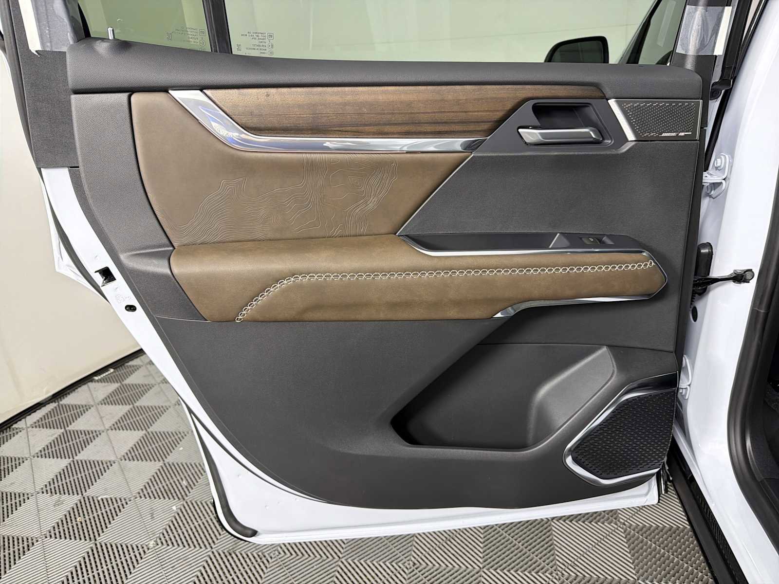 New 2026 GMC Acadia Denali Ultimate FWD image 22