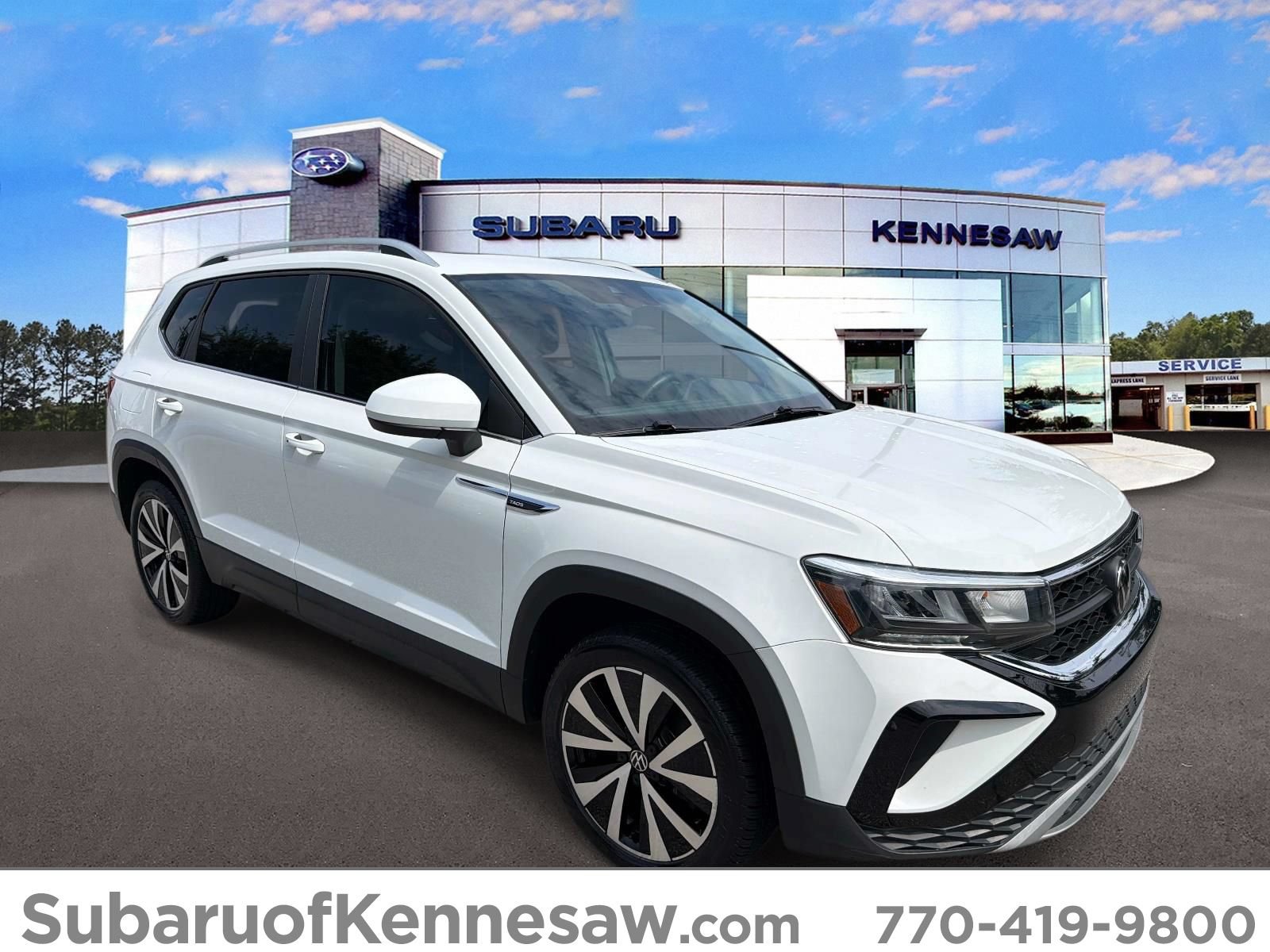 Used 2023 Volkswagen Taos SE FWD image 1