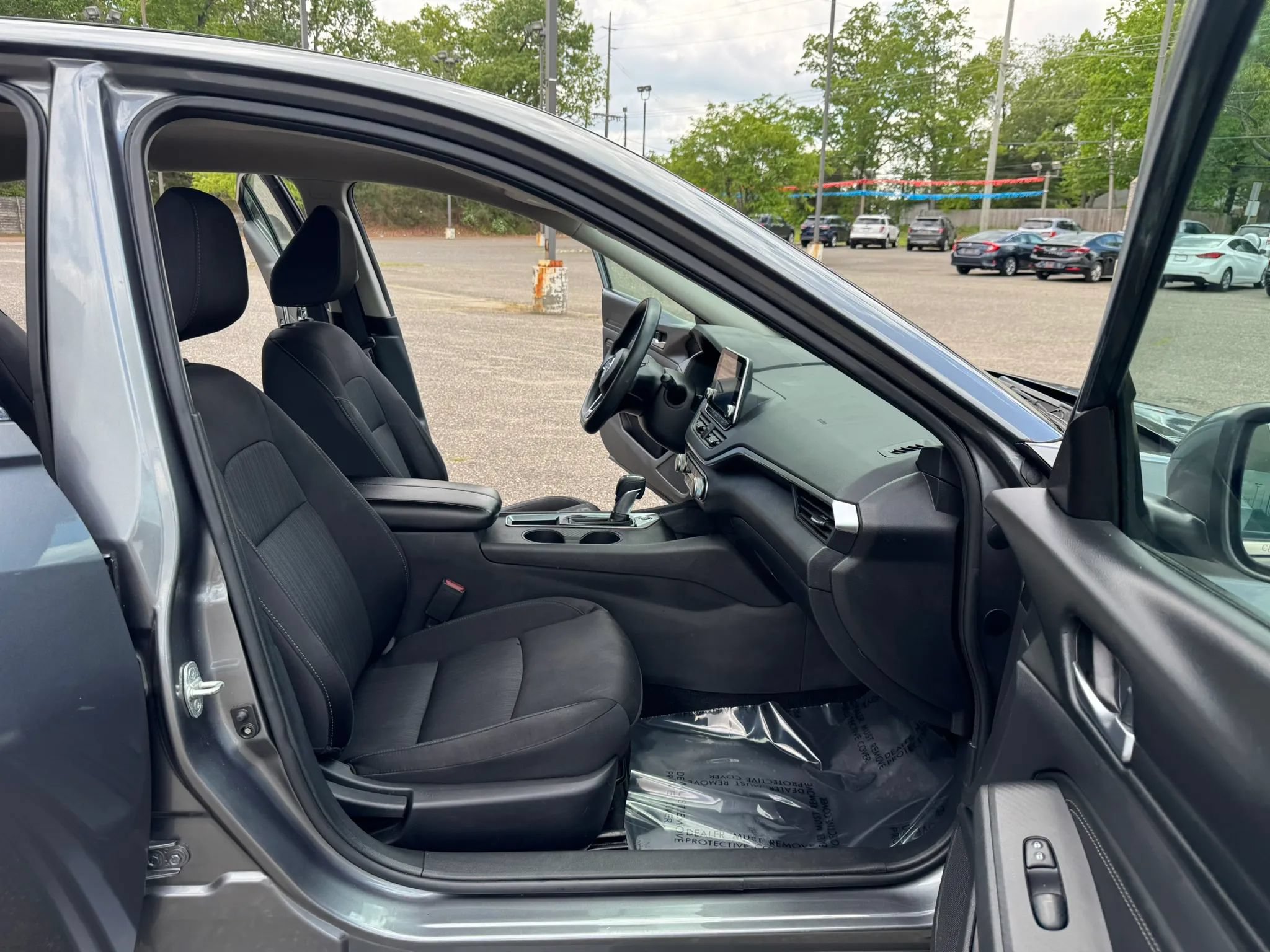 Used 2019 Nissan Altima 2.5 S FWD image 18