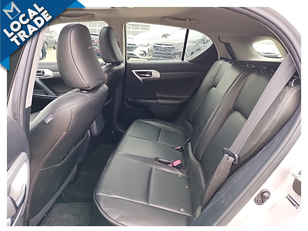 Used 2011 Lexus CT 200h image 27