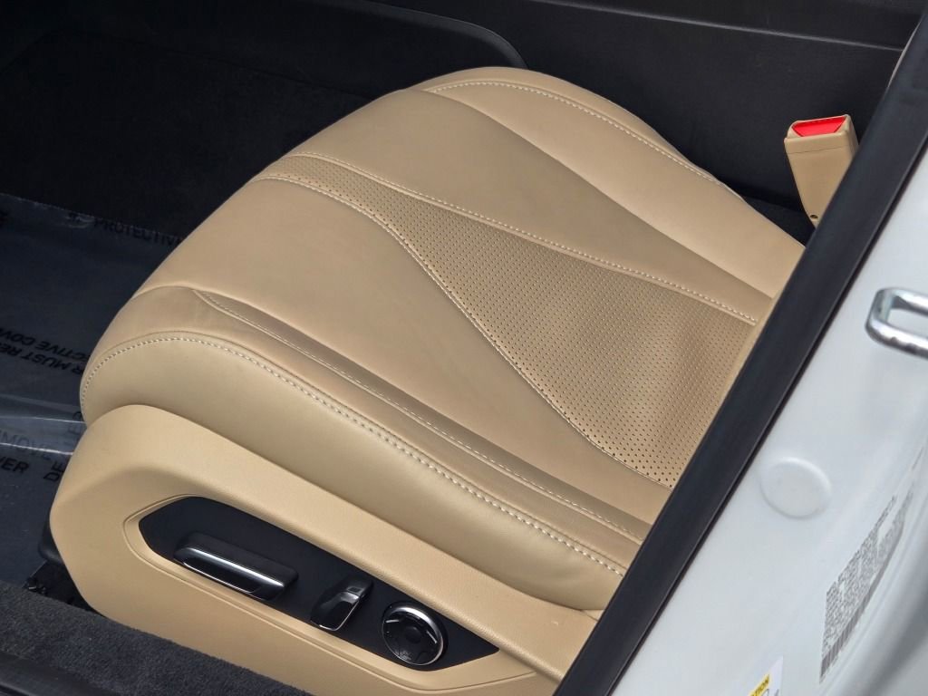 Used 2023 Acura TLX w/ Technology Package image 23