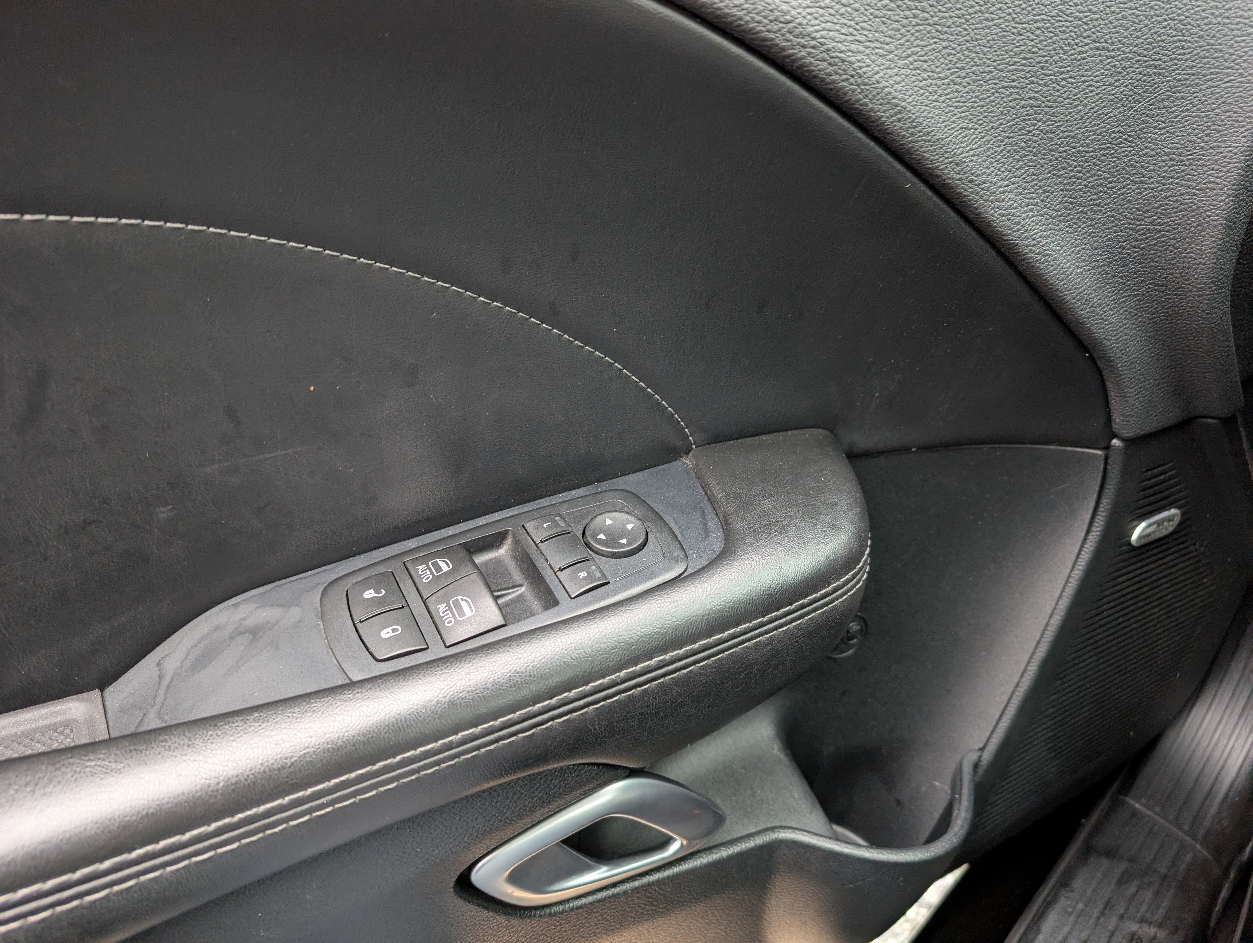 Used 2016 Dodge Challenger R/T Scat Pack image 18