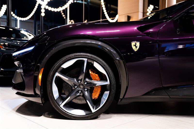 Used 2024 Ferrari Purosangue AWD/4WD image 34