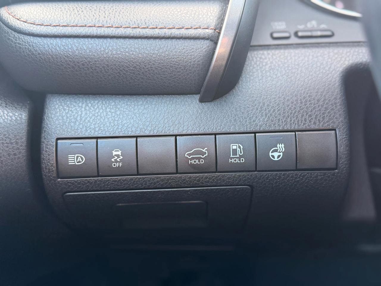Used 2020 Toyota Camry XLE AWD/4WD image 26