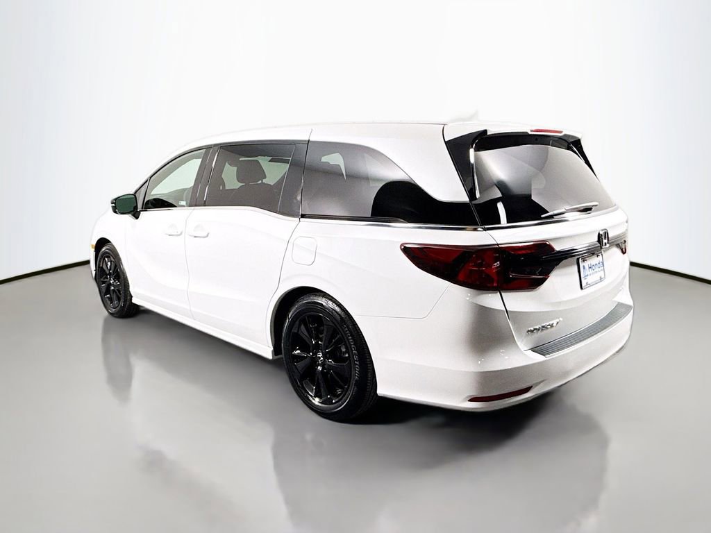 Certified 2023 Honda Odyssey Sport image 5