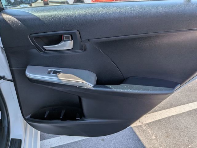 Used 2013 Toyota Camry SE image 21