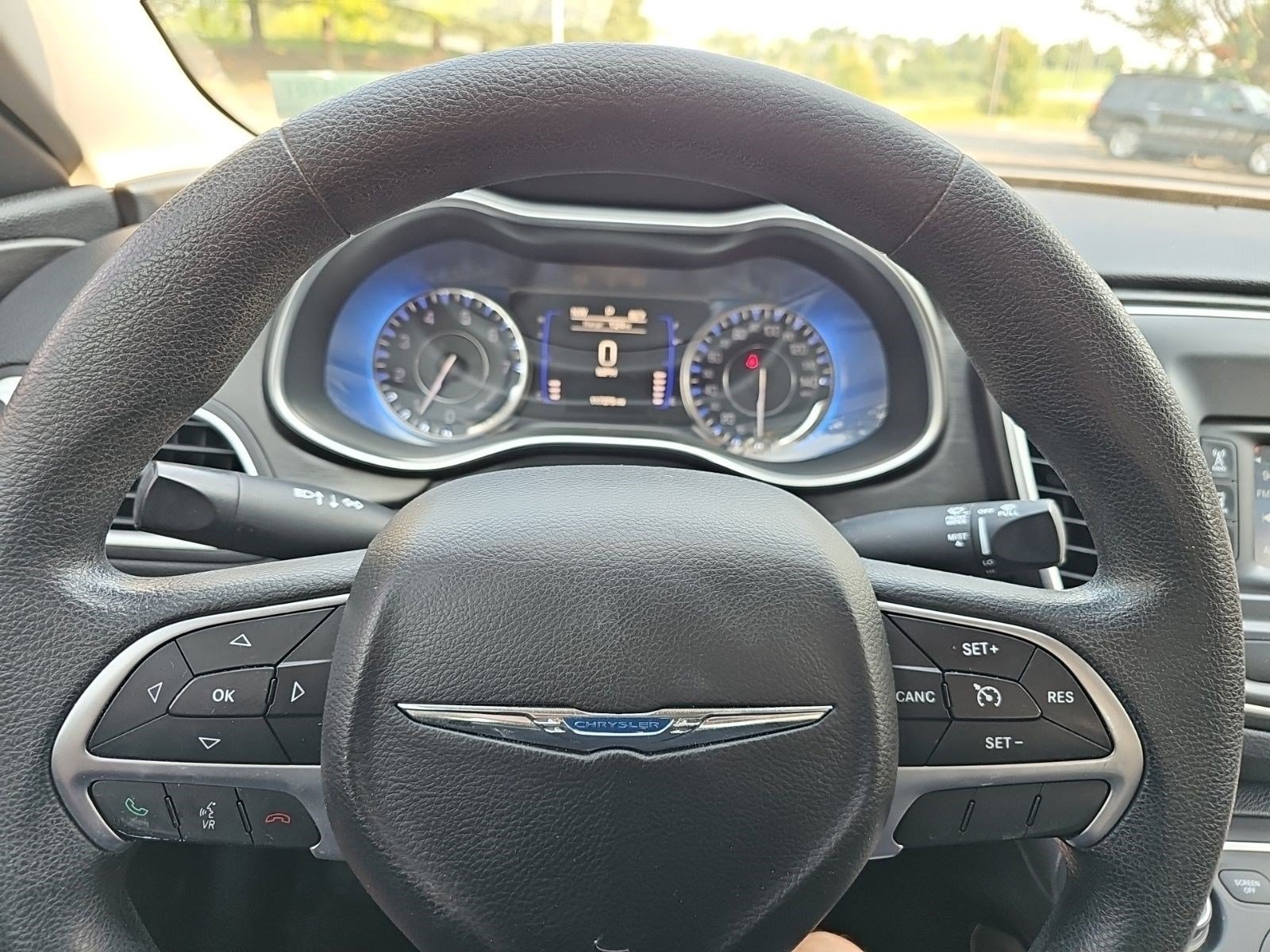 Used 2015 Chrysler 200 Limited FWD image 23