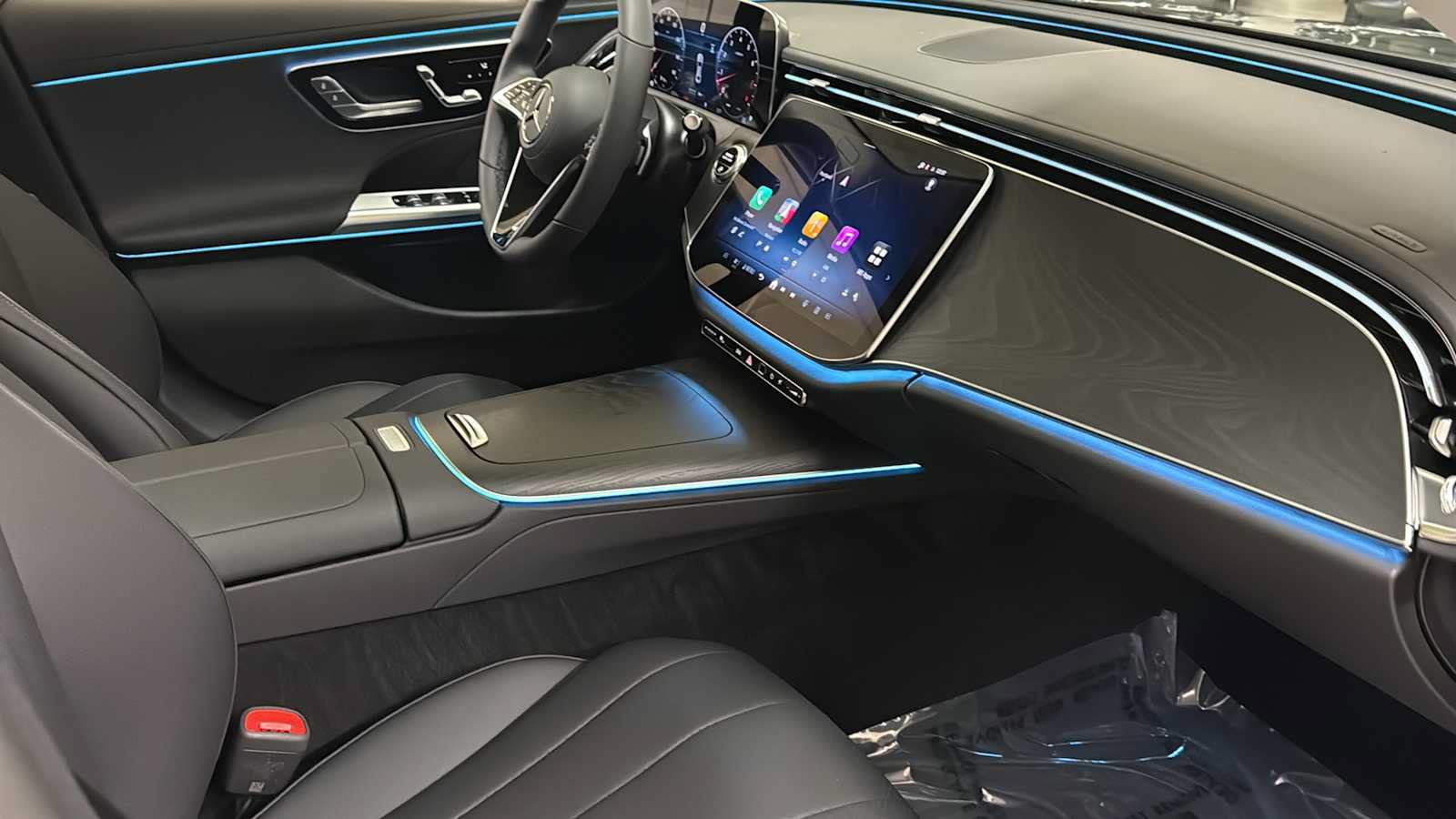 New 2026 Mercedes-Benz E 350 4MATIC Sedan image 35