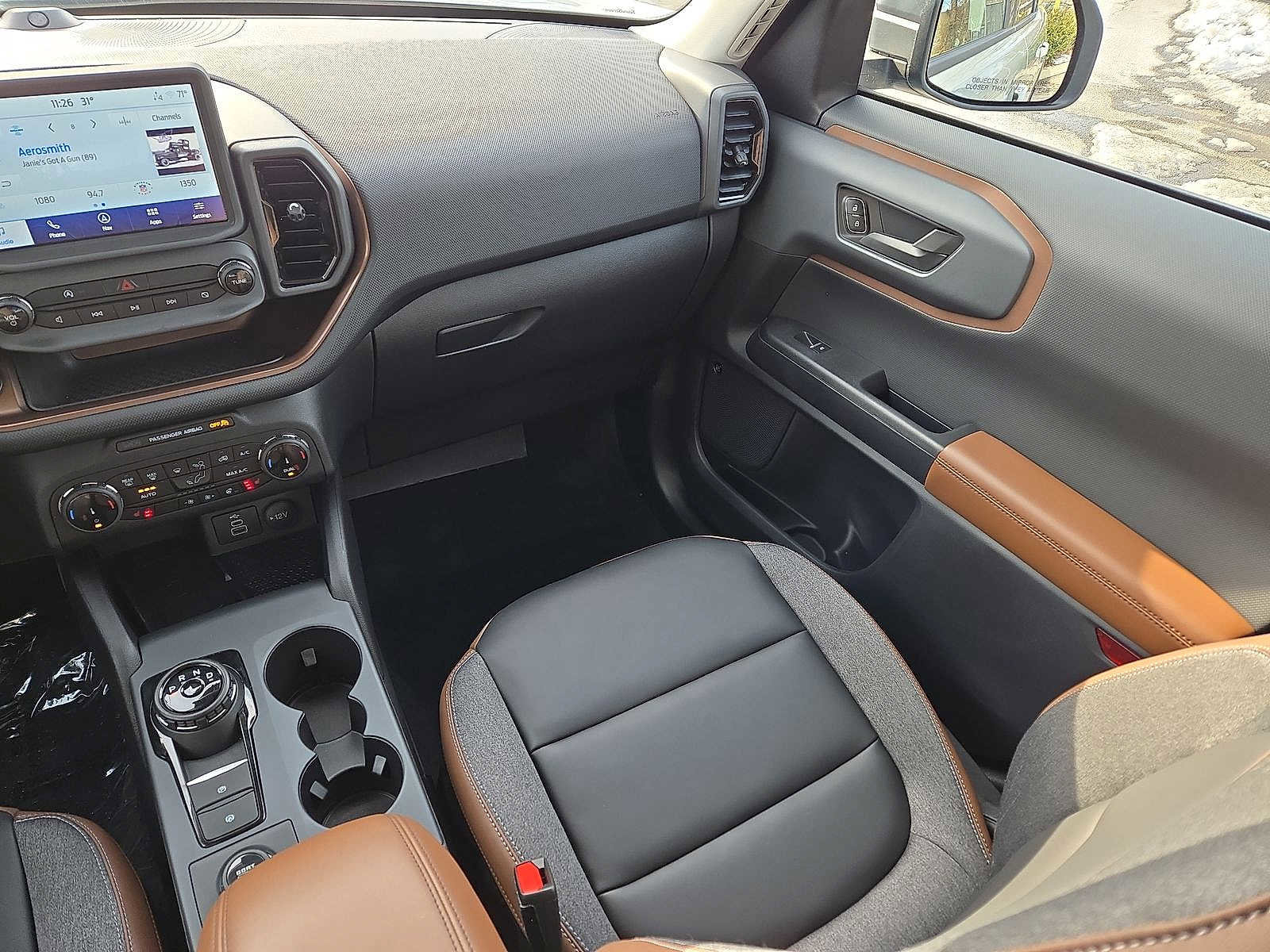 Used 2024 Ford Bronco Sport Outer Banks w/ Tech Package image 11