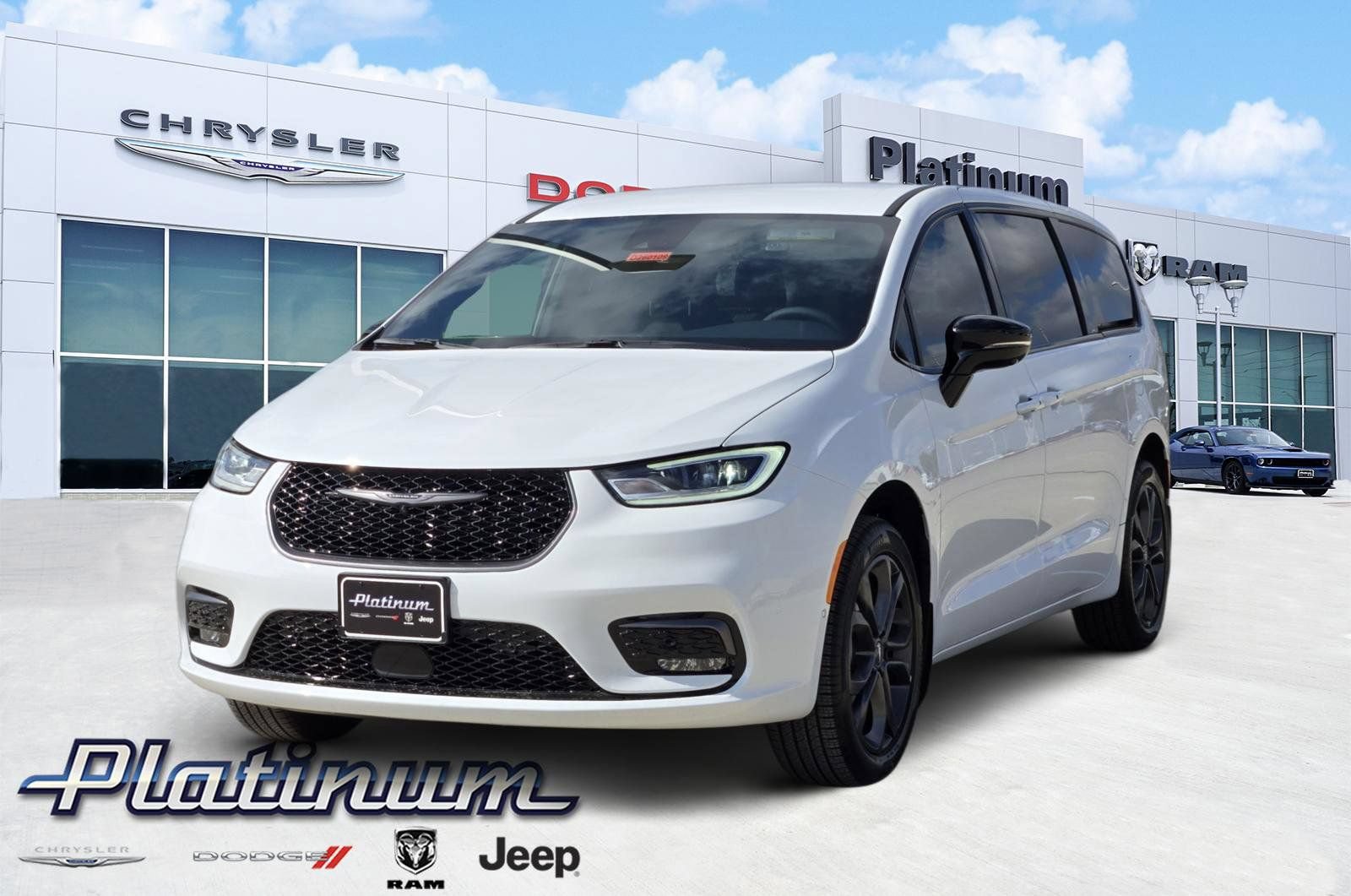 New 2026 Chrysler Pacifica Select AWD/4WD video 2