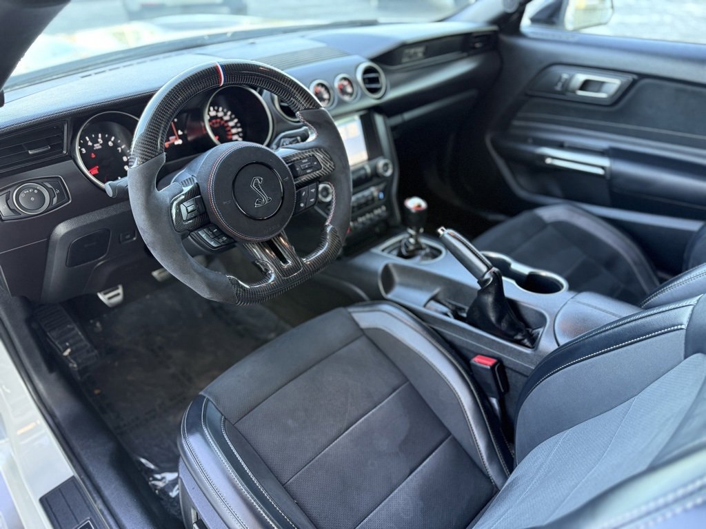 Used 2016 Ford Mustang Shelby GT350 w/ Technology Package image 9