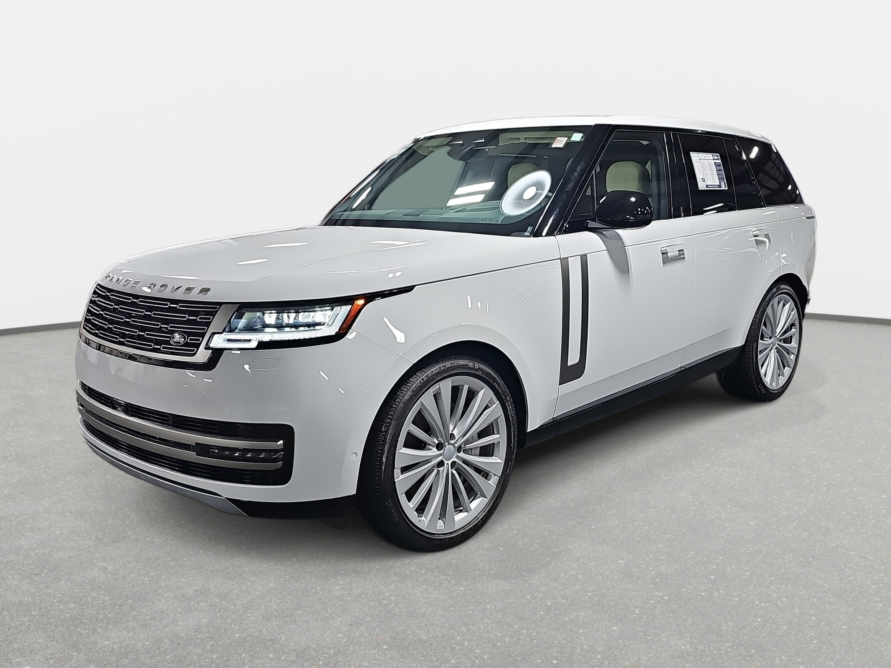 Used 2025 Land Rover Range Rover SE
