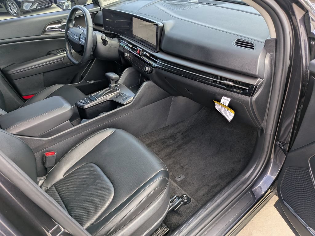 Certified 2026 Kia Sportage SX FWD image 14