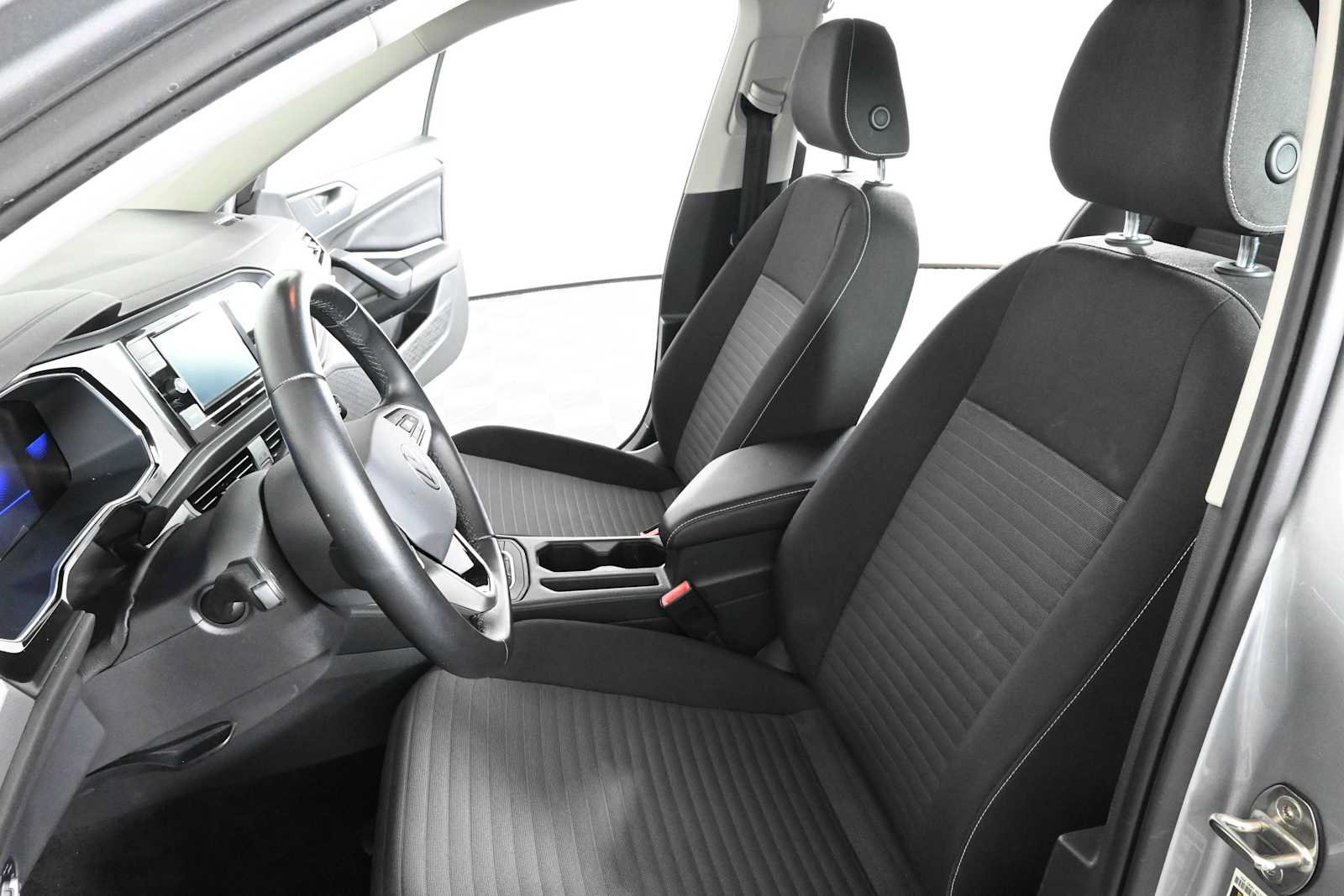 Certified 2022 Volkswagen Jetta S FWD image 17