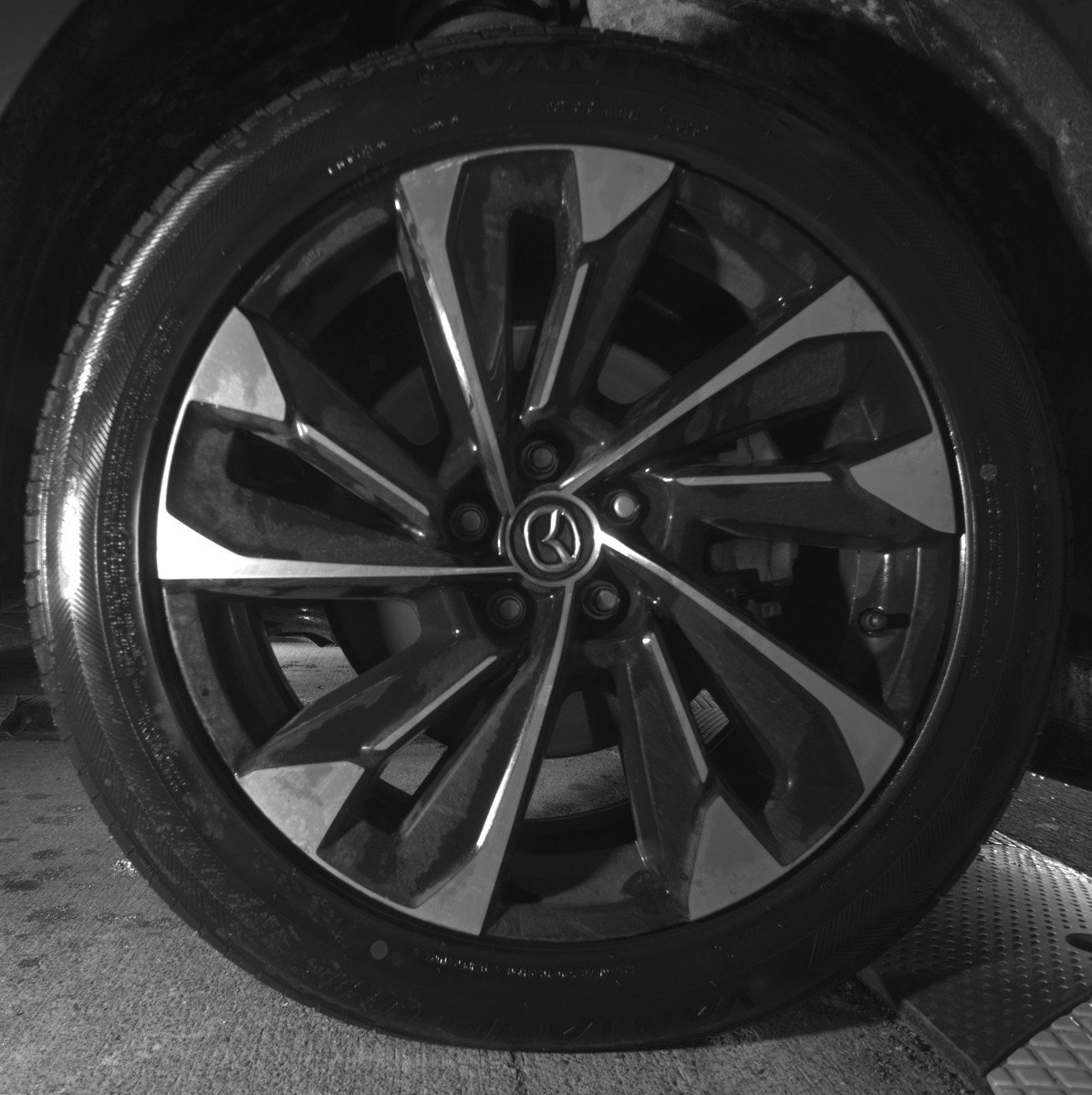 Used 2025 MAZDA CX-50 2.5 Hybrid w/ Premium Plus Pkg image 13