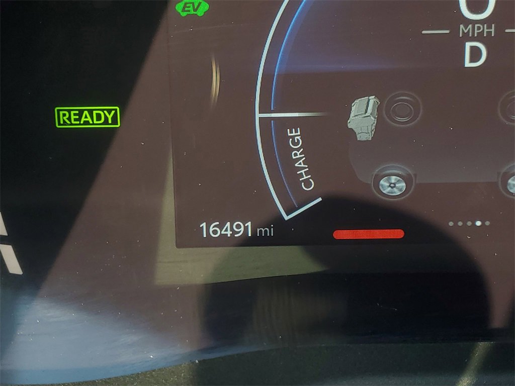 Used 2025 Toyota Camry LE image 23