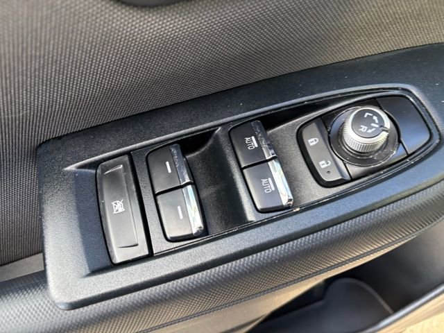 Used 2025 Subaru Forester Premium image 13