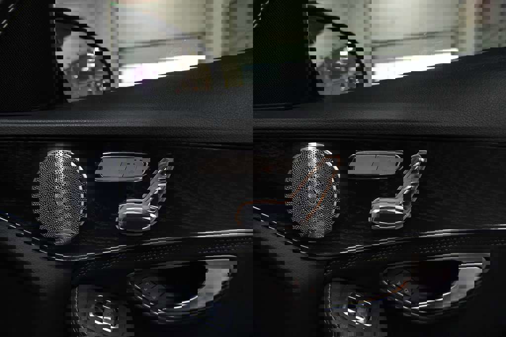 Used 2015 Mercedes-Benz C 300 4MATIC Sedan image 35