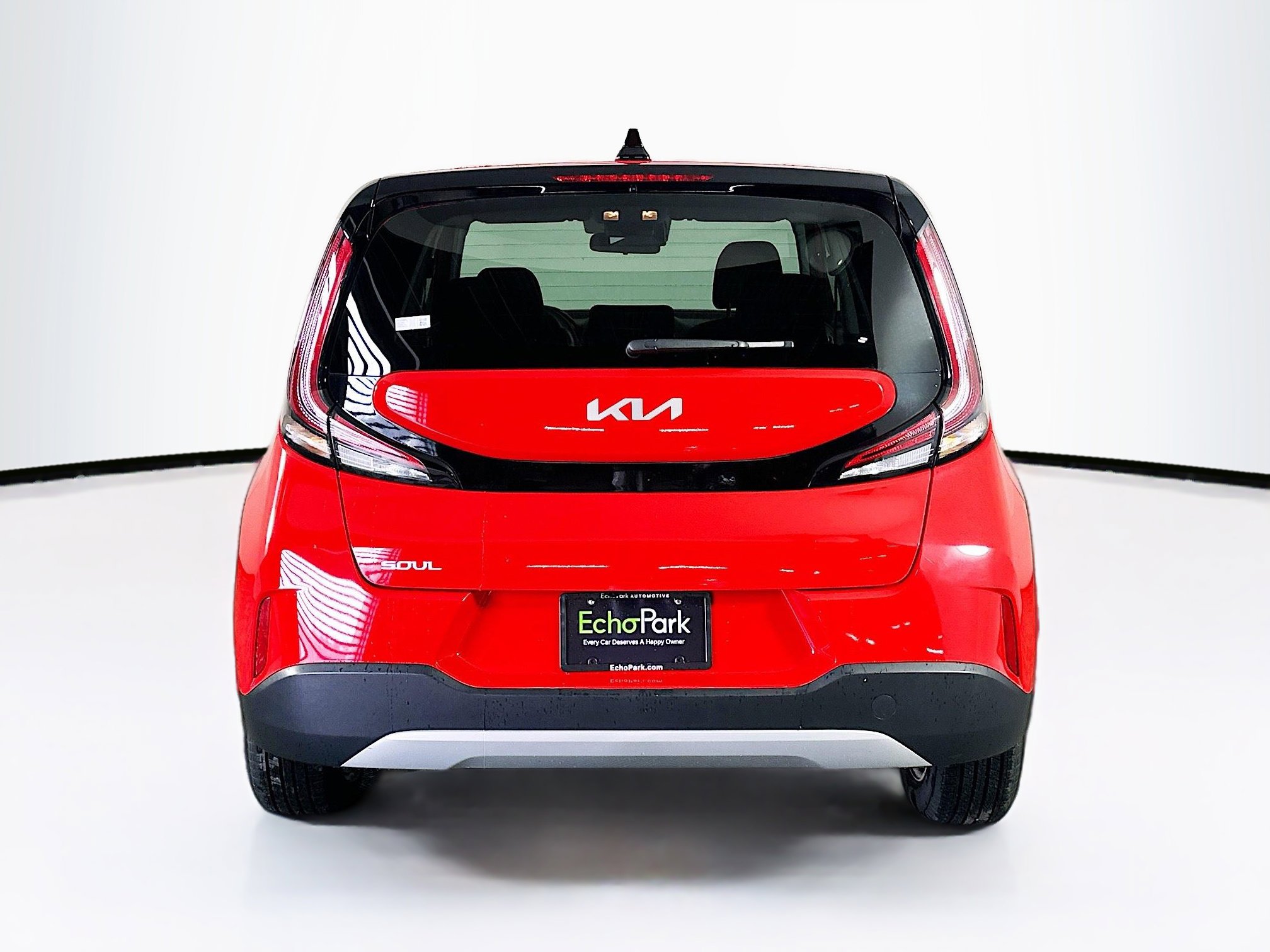 Used 2025 Kia Soul LX w/ LX Technology Package image 7