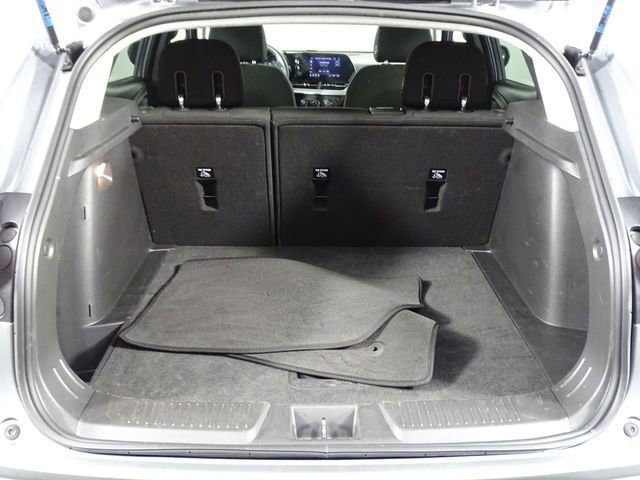 Used 2024 Chevrolet Trax LS image 16