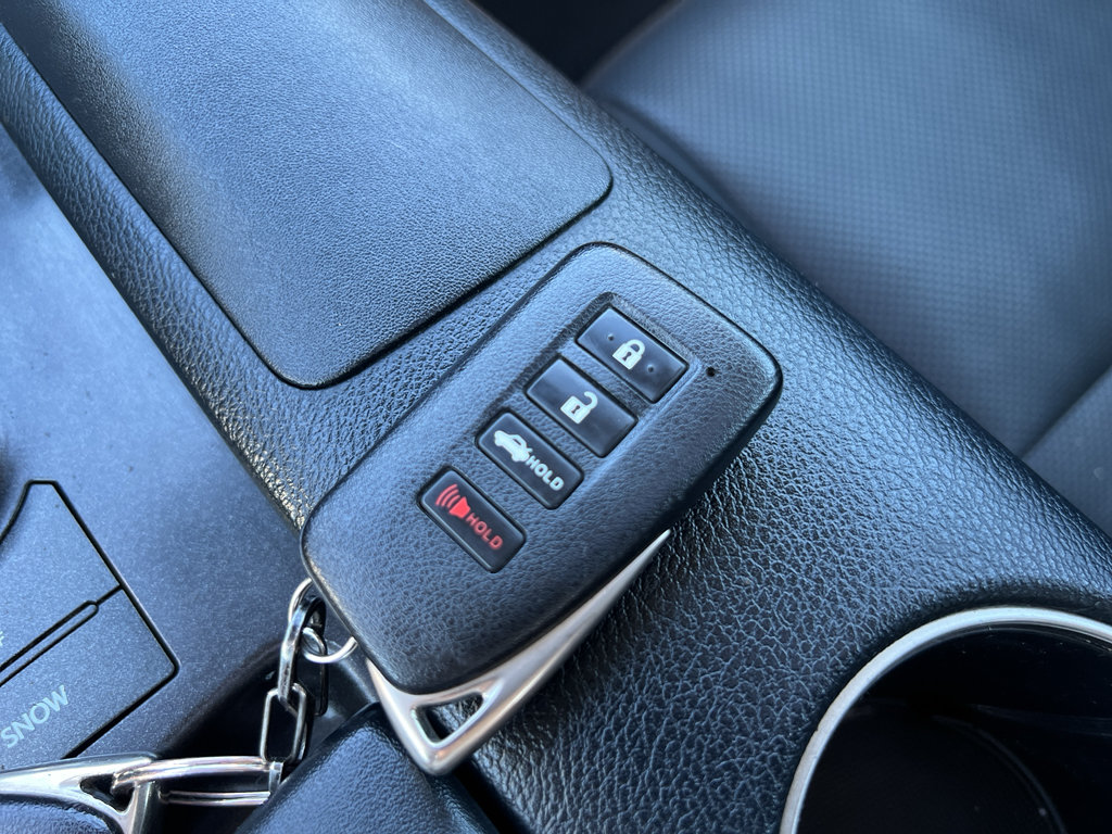 Used 2015 Lexus IS 250 AWD w/ Navigation System Package image 21