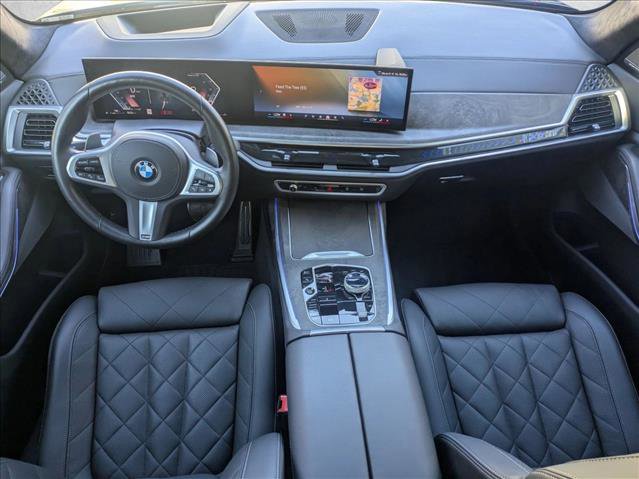 Used 2025 BMW X7 xDrive40i w/ M Sport Package image 18